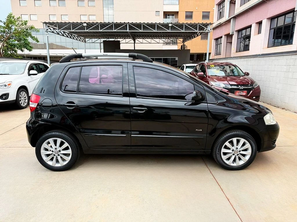 VOLKSWAGEN FOX