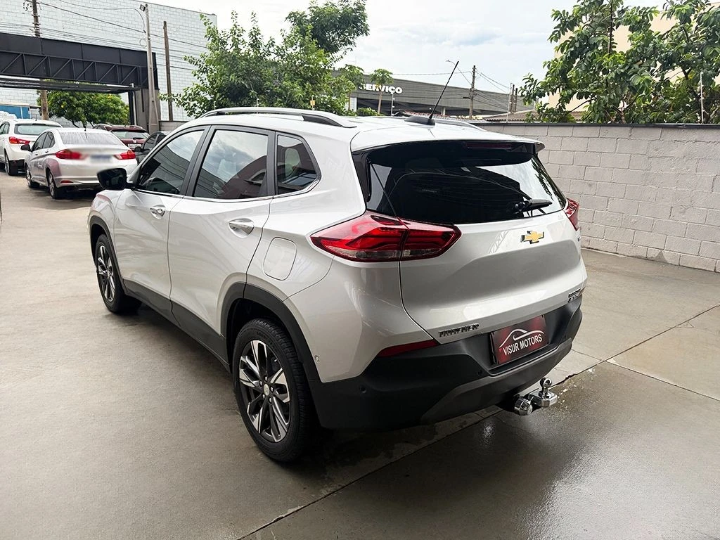 CHEVROLET TRACKER
