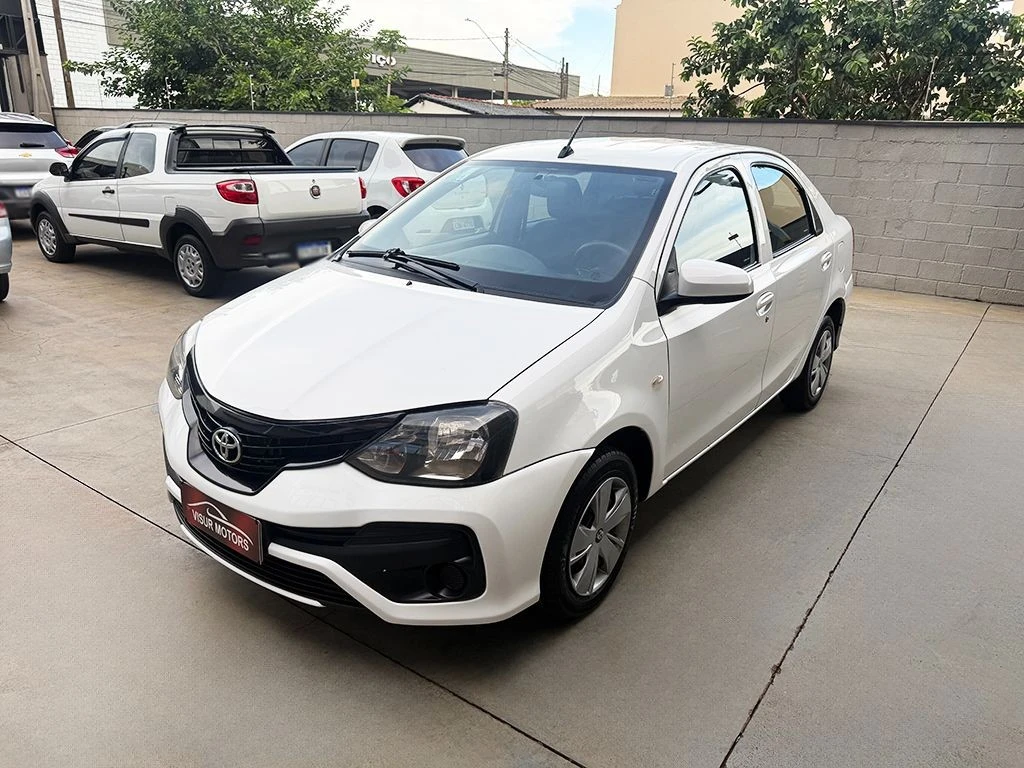TOYOTA ETIOS