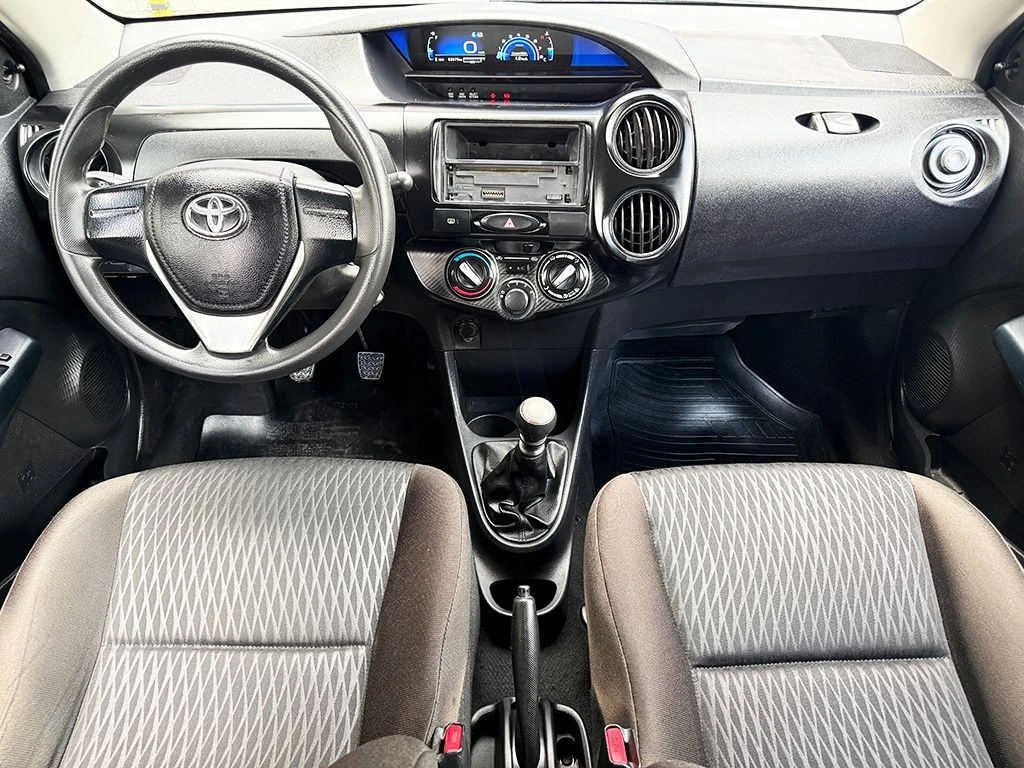 TOYOTA ETIOS