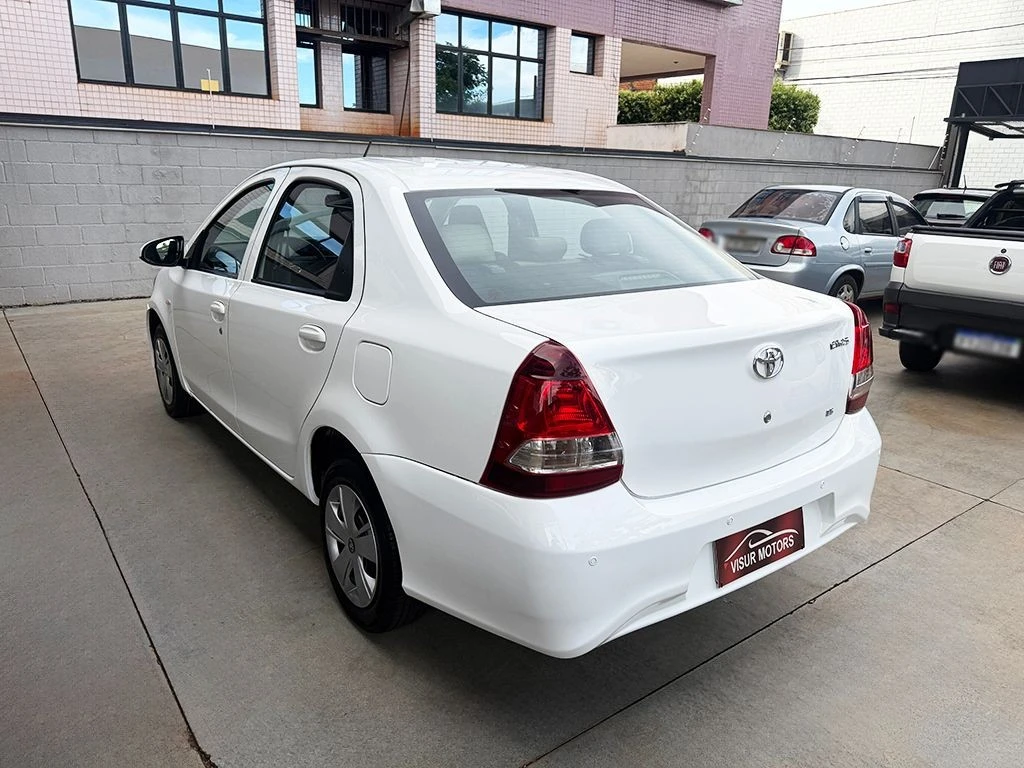 TOYOTA ETIOS