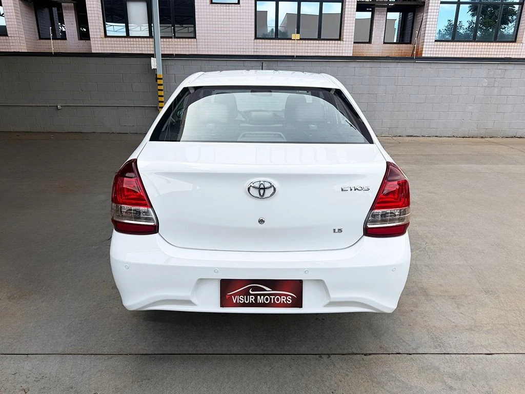 TOYOTA ETIOS