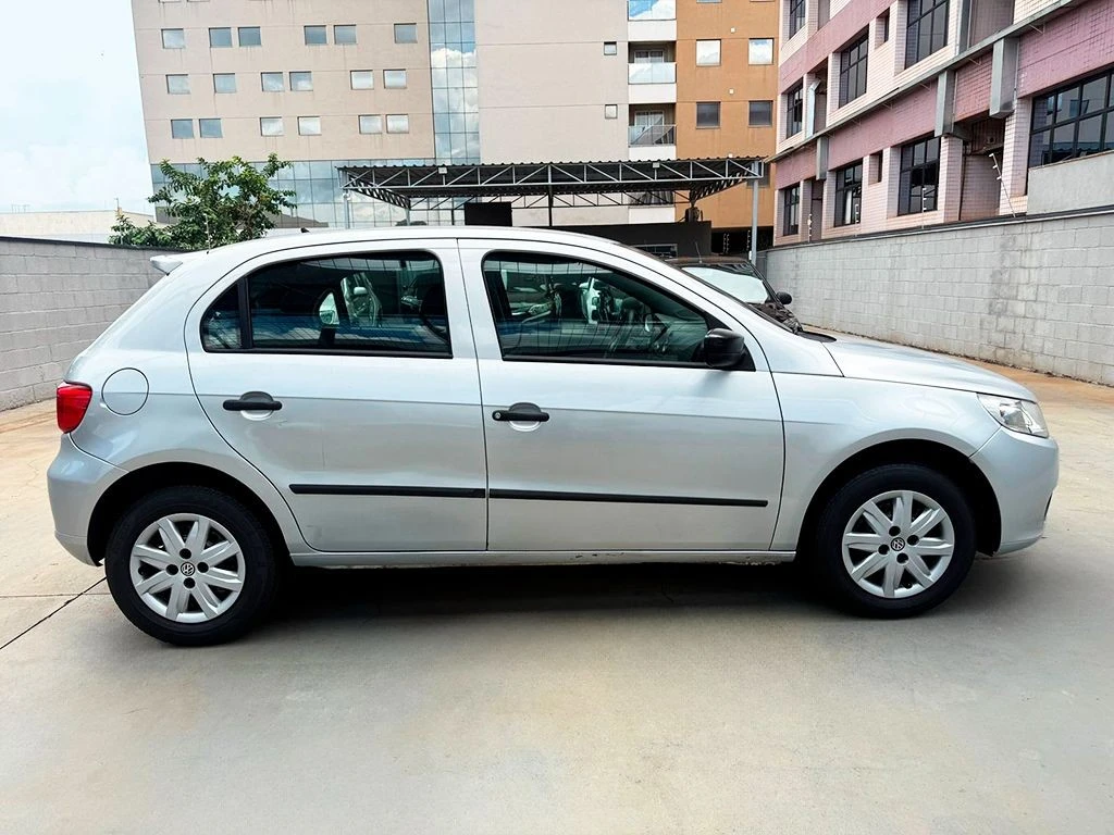 VOLKSWAGEN GOL