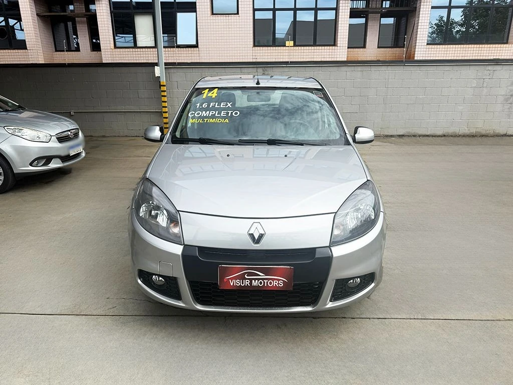 RENAULT SANDERO