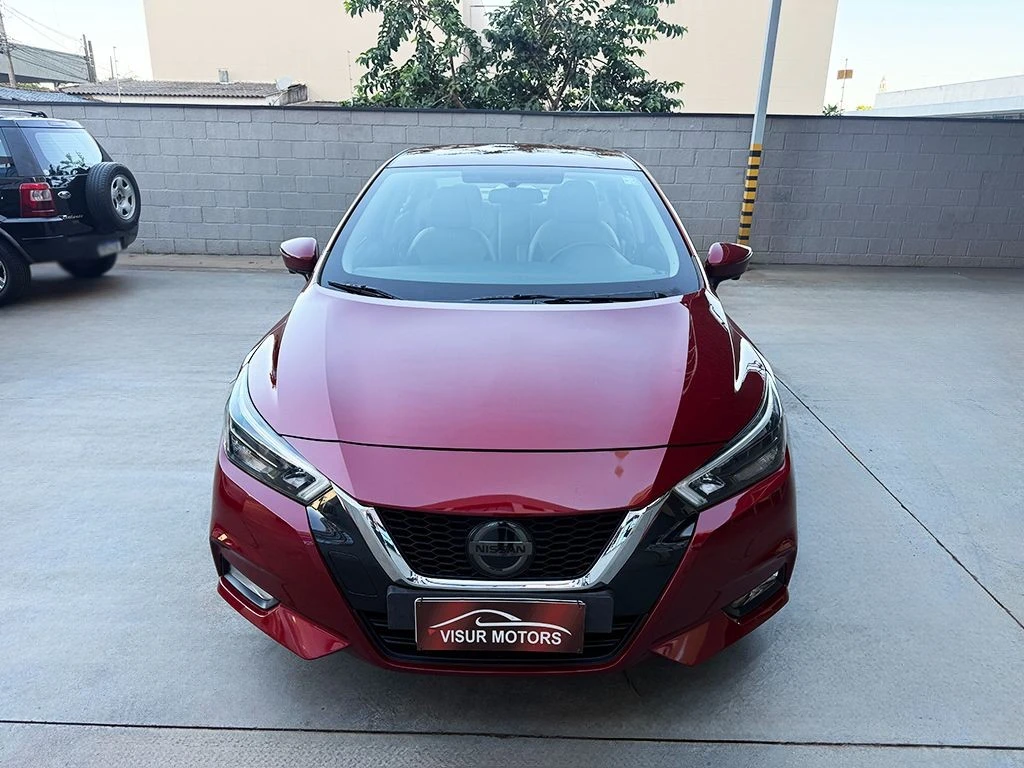 NISSAN VERSA
