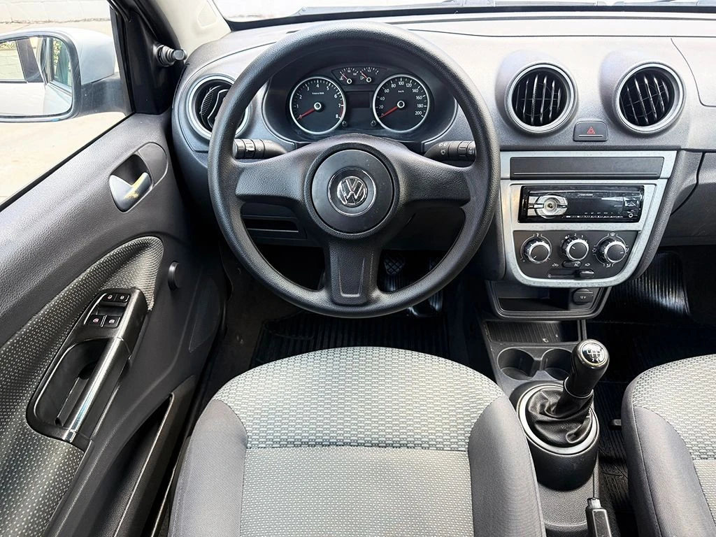 VOLKSWAGEN GOL