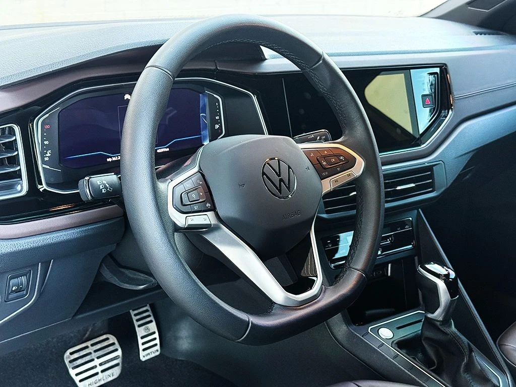 VOLKSWAGEN VIRTUS
