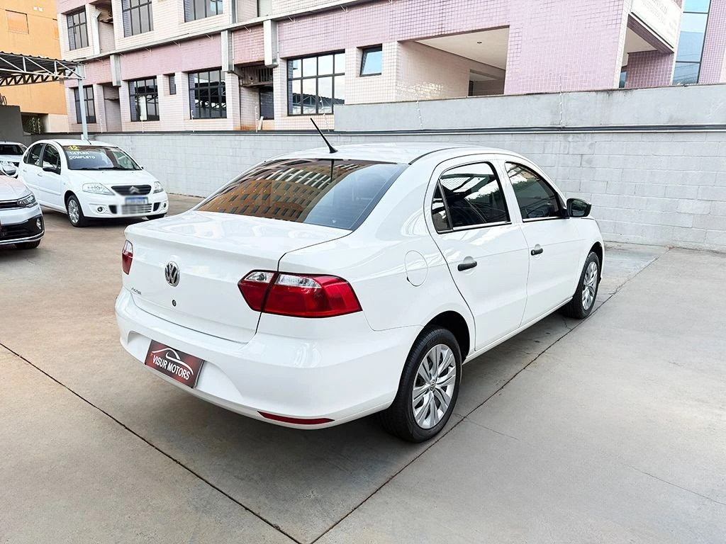 VOLKSWAGEN VOYAGE