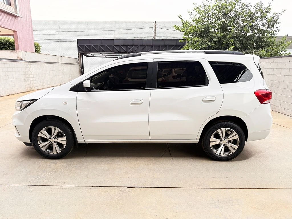 CHEVROLET SPIN