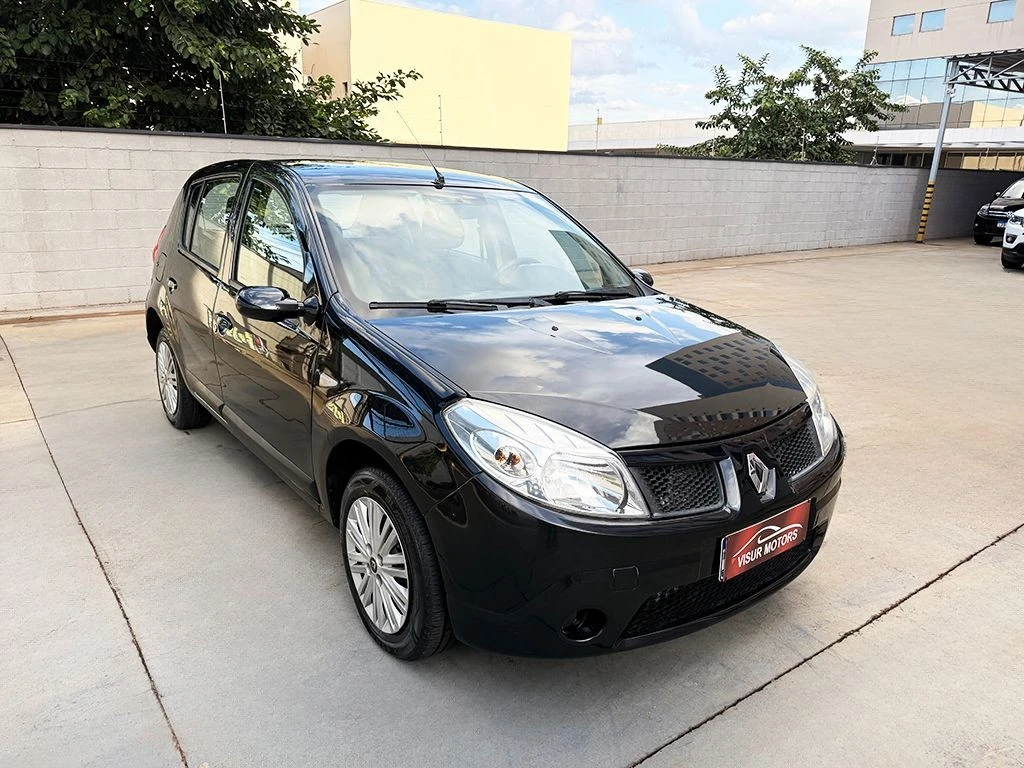 RENAULT SANDERO