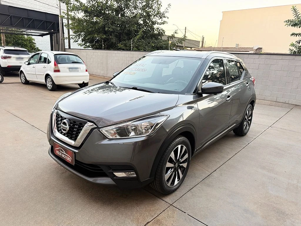 NISSAN KICKS