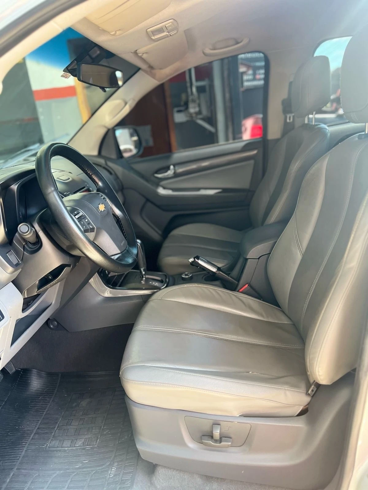 CHEVROLET S10