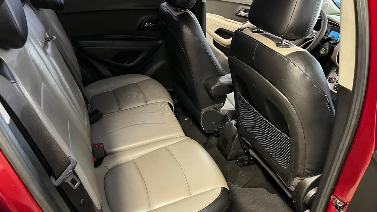 CHEVROLET TRACKER