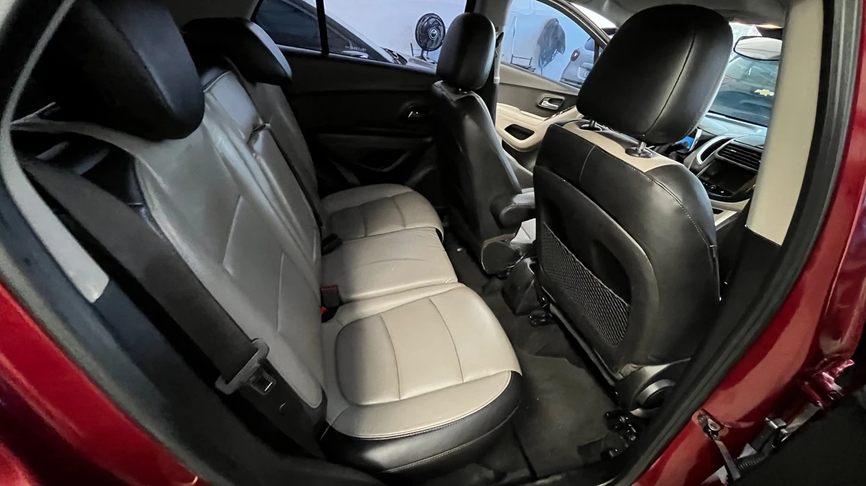 CHEVROLET TRACKER
