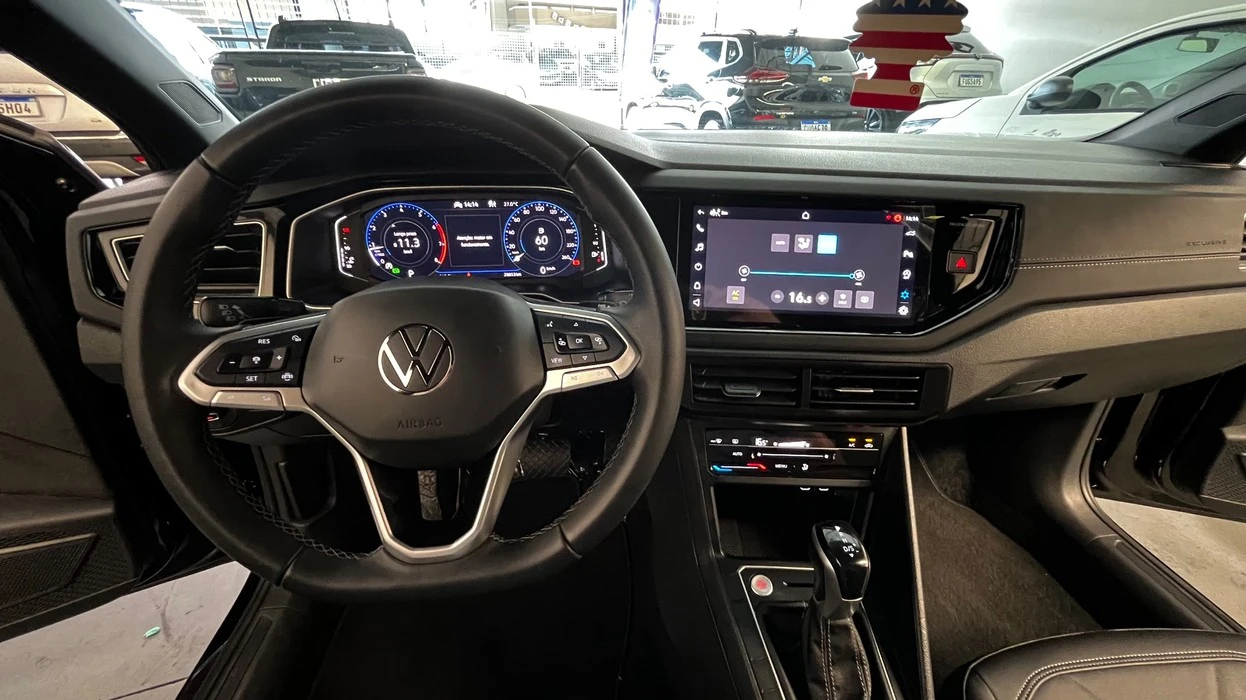VOLKSWAGEN VIRTUS