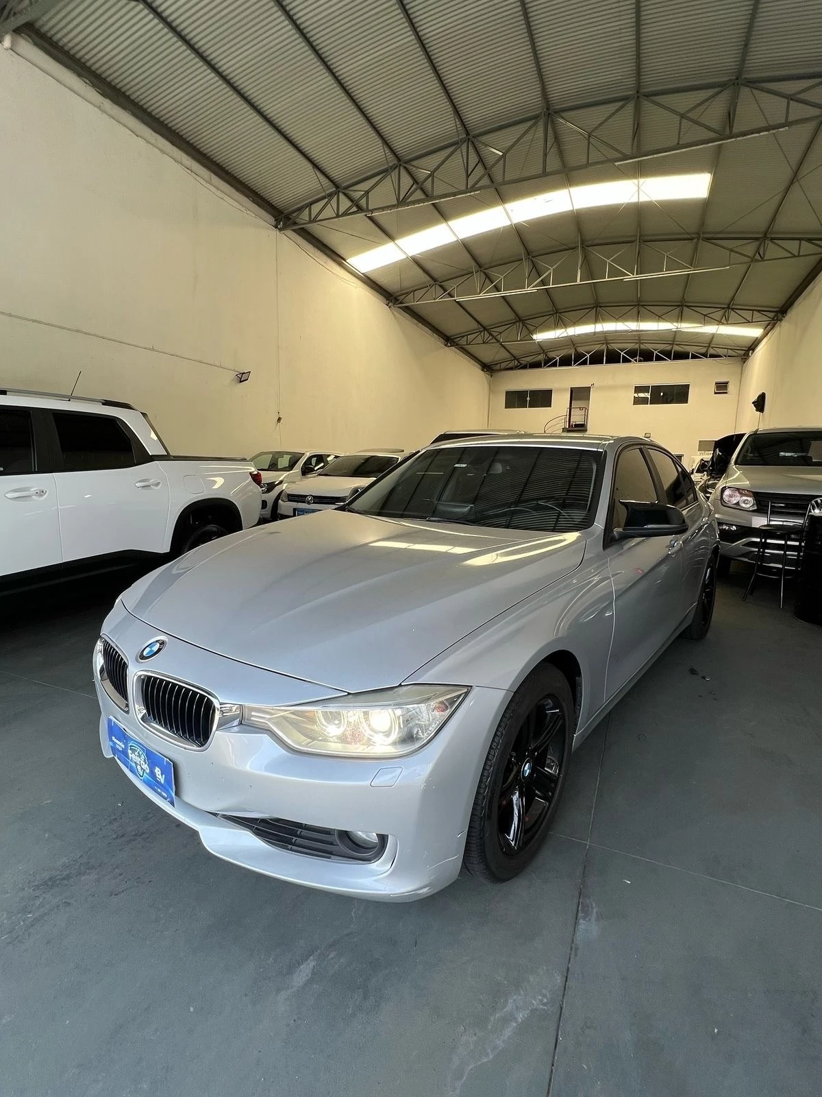 BMW 320I