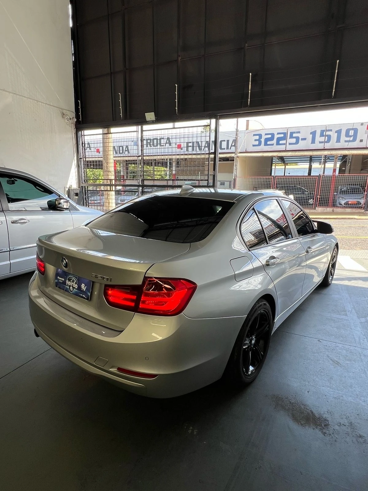 BMW 320I