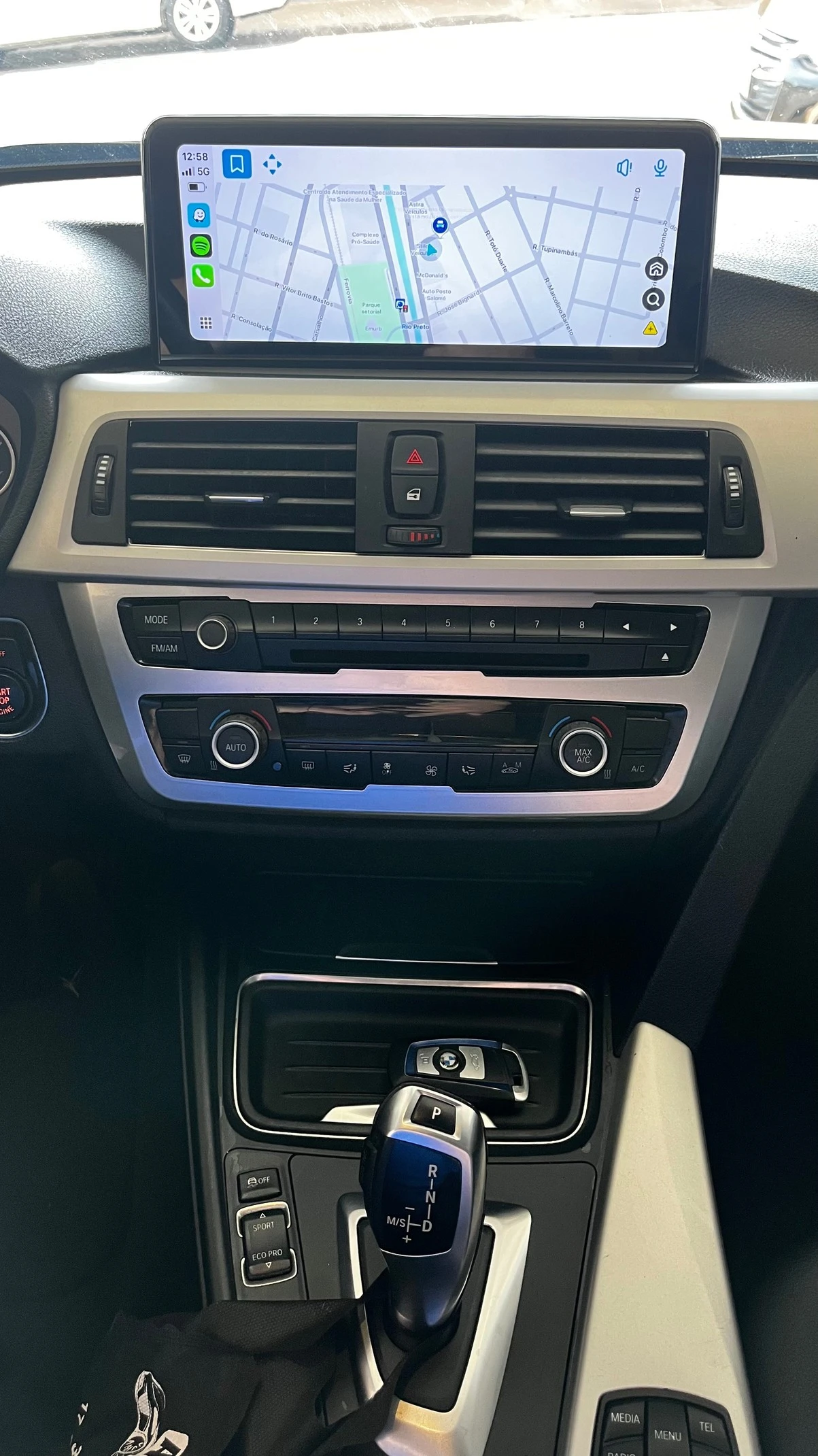BMW 320I