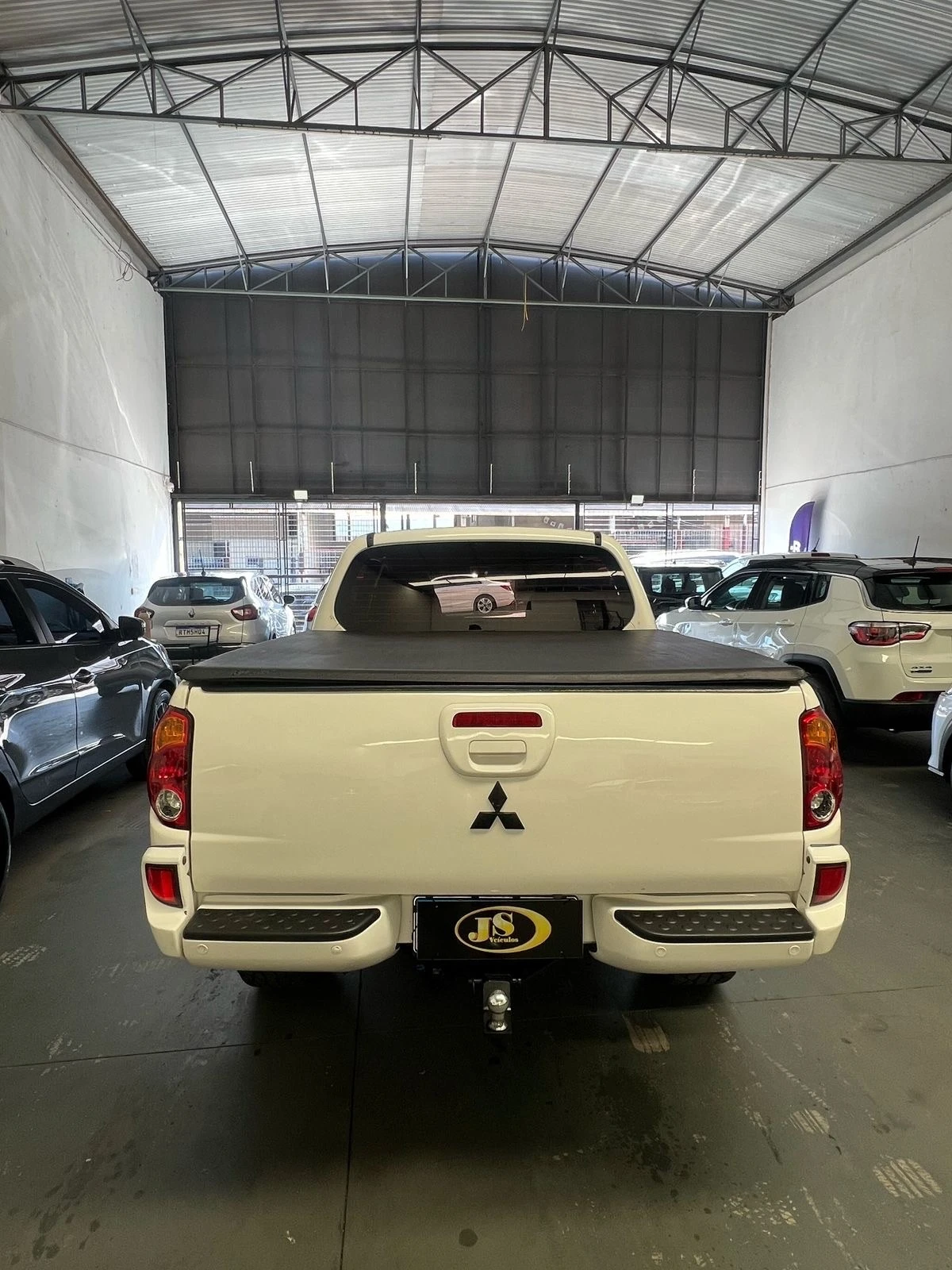 MITSUBISHI L200 TRITON