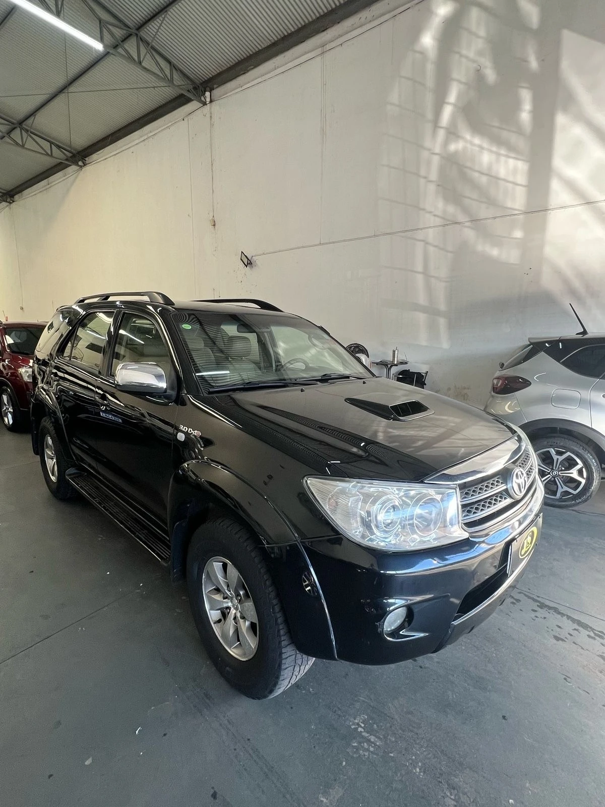 TOYOTA HILUX SW4