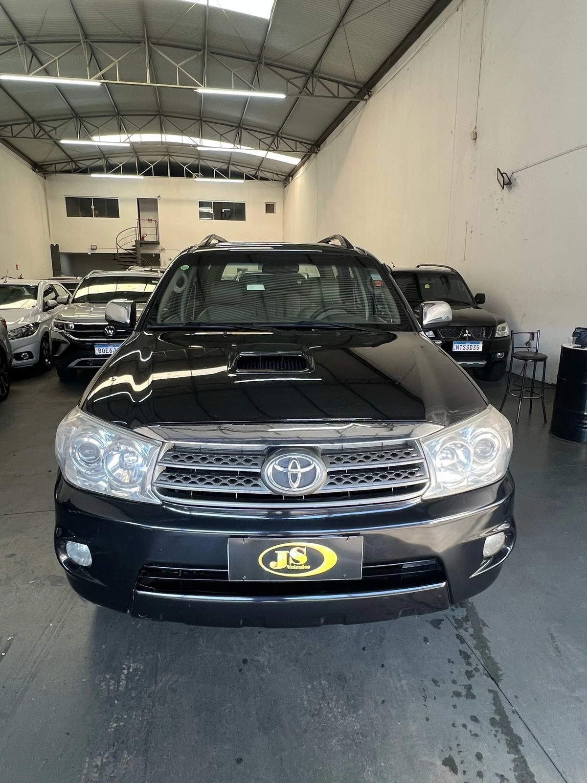 TOYOTA HILUX SW4