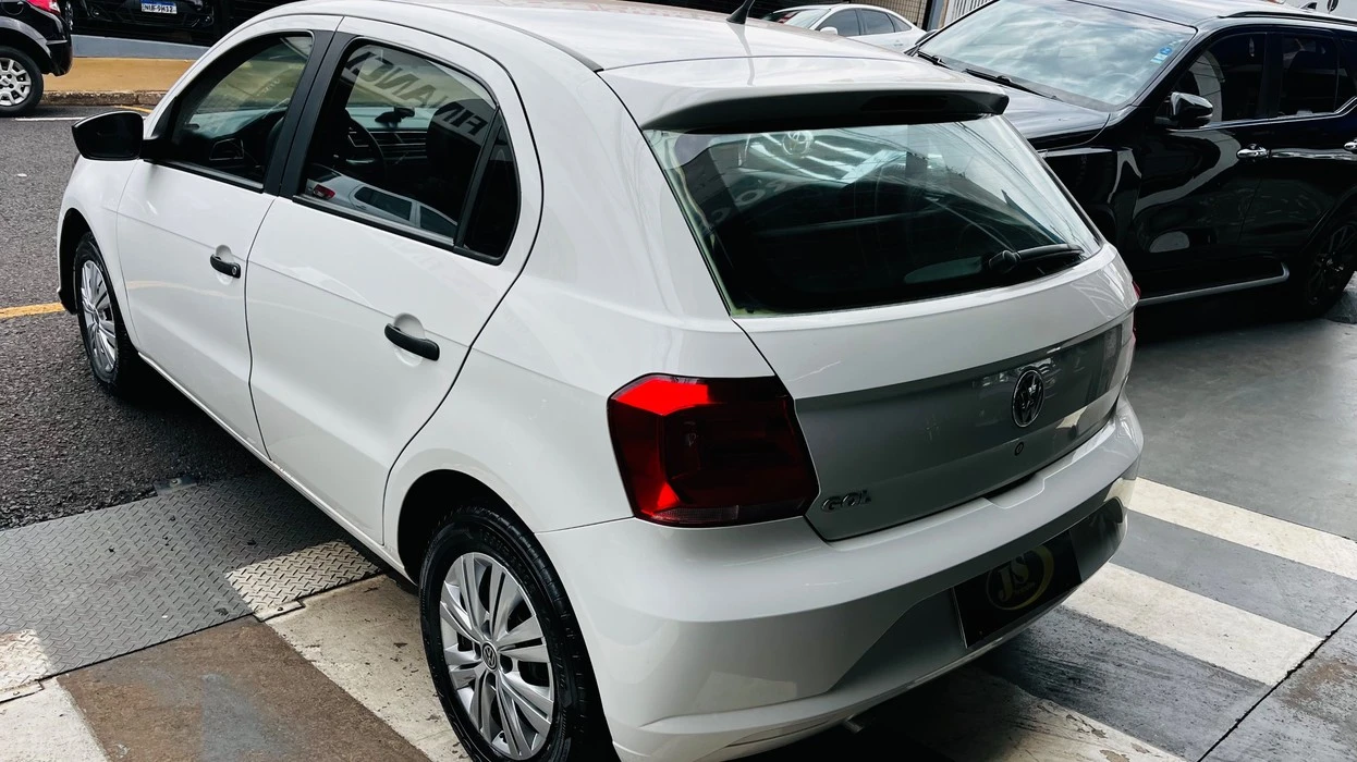 VOLKSWAGEN GOL