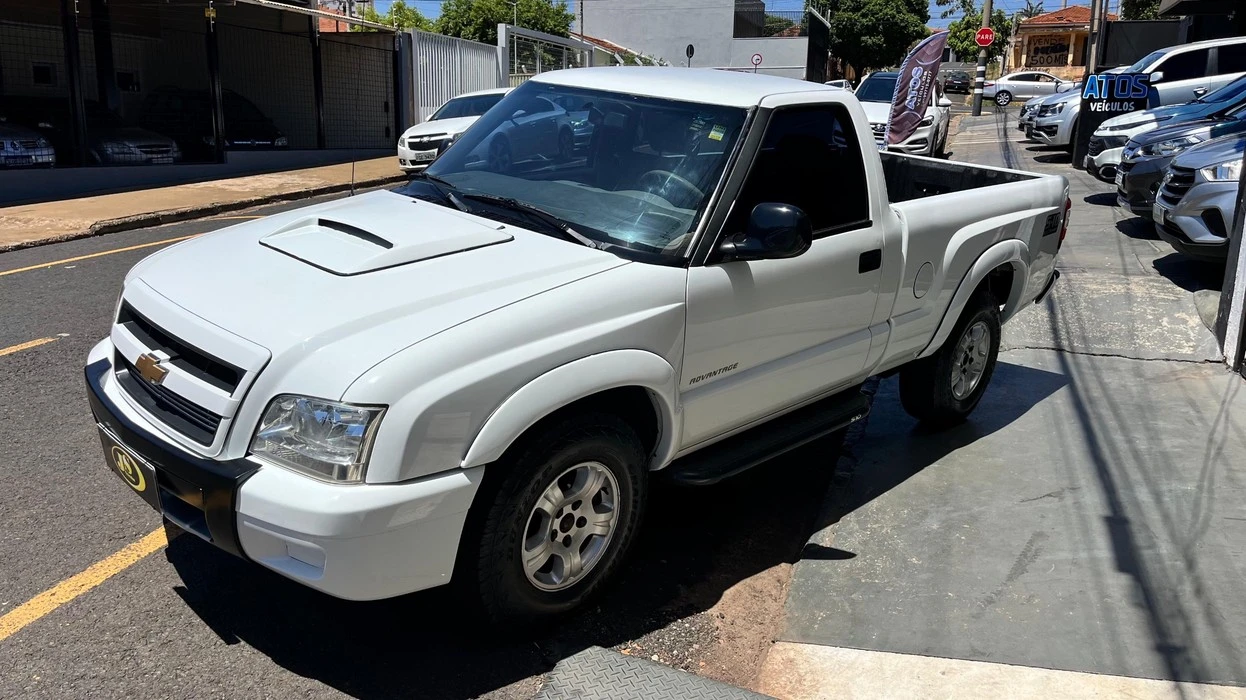 CHEVROLET S10