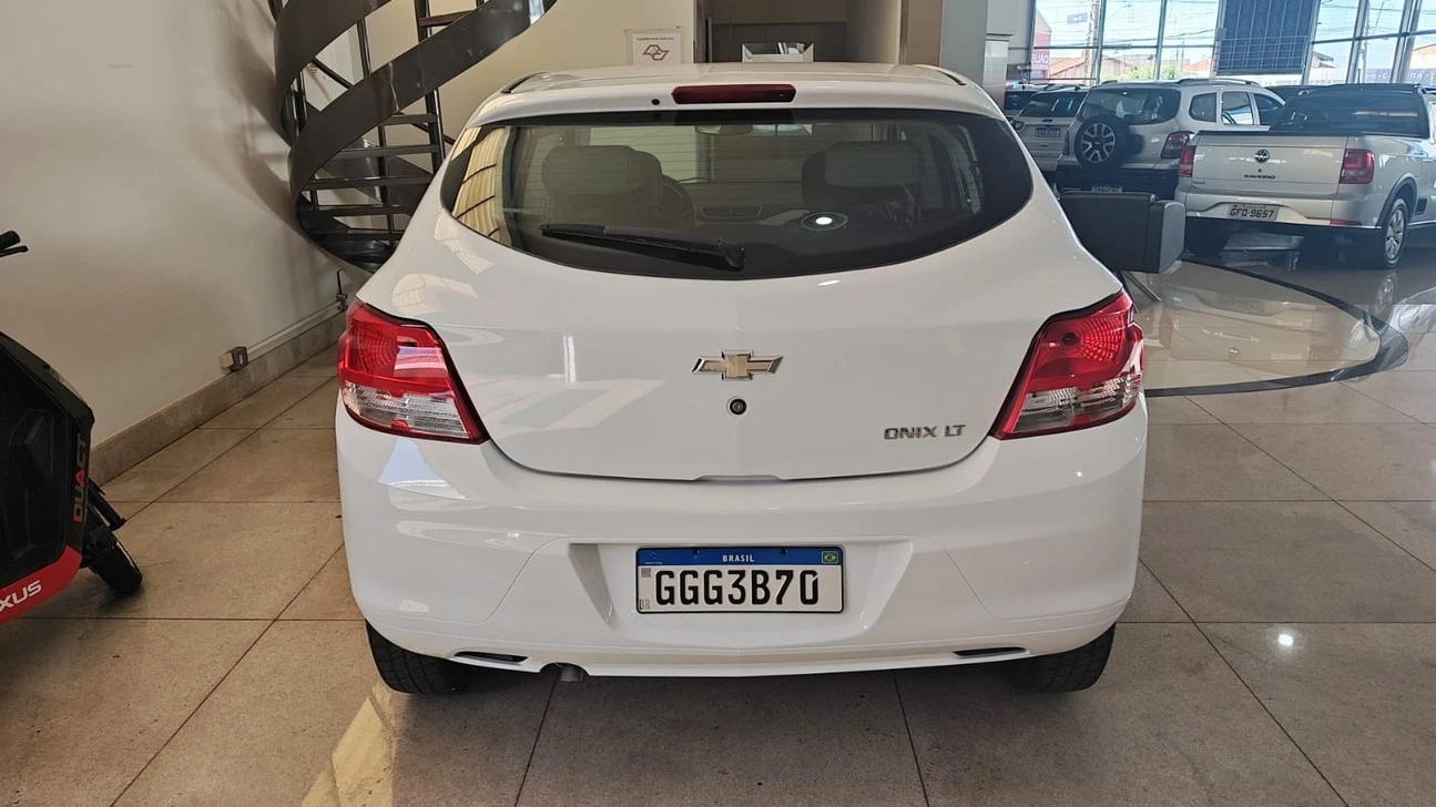 CHEVROLET ONIX