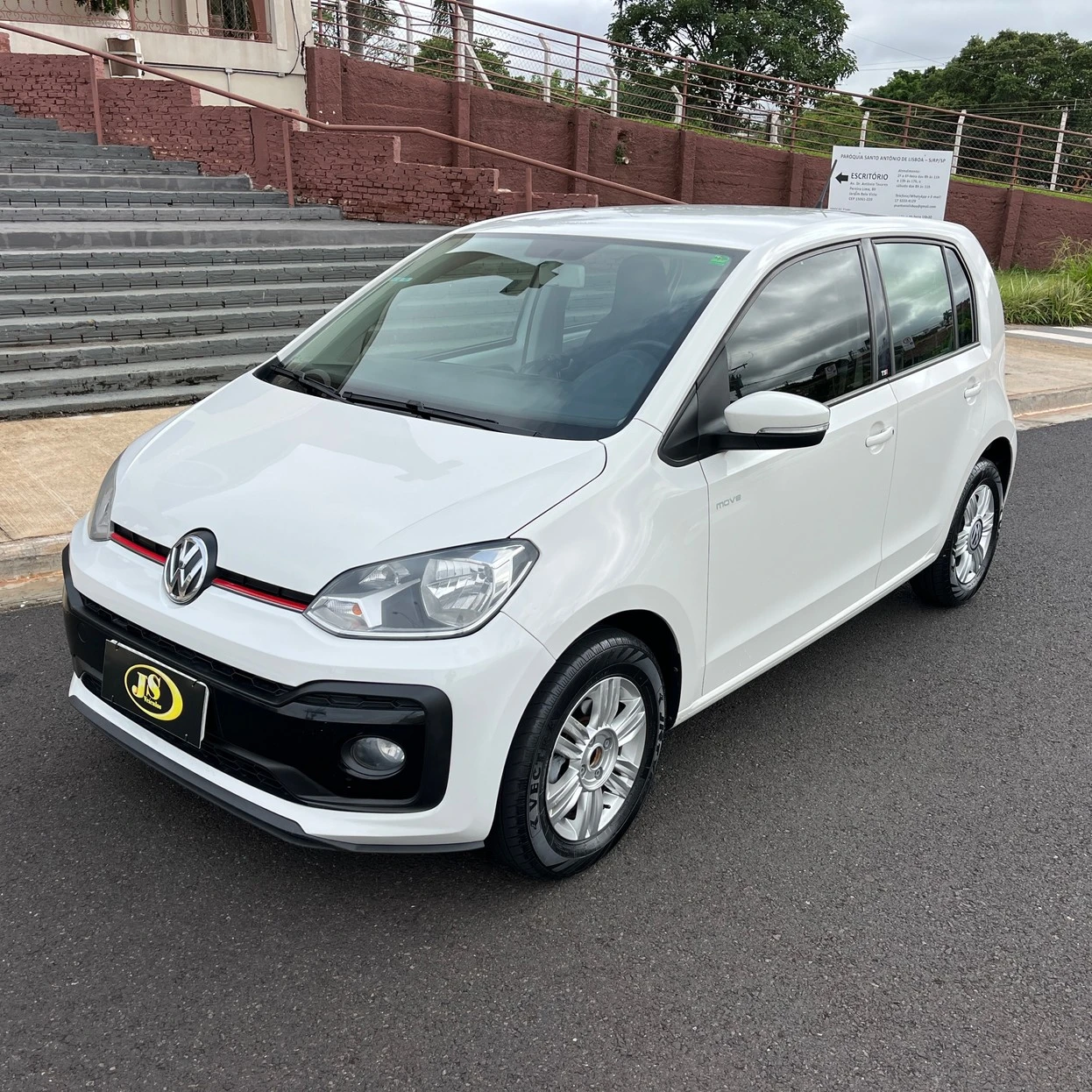 VOLKSWAGEN UP