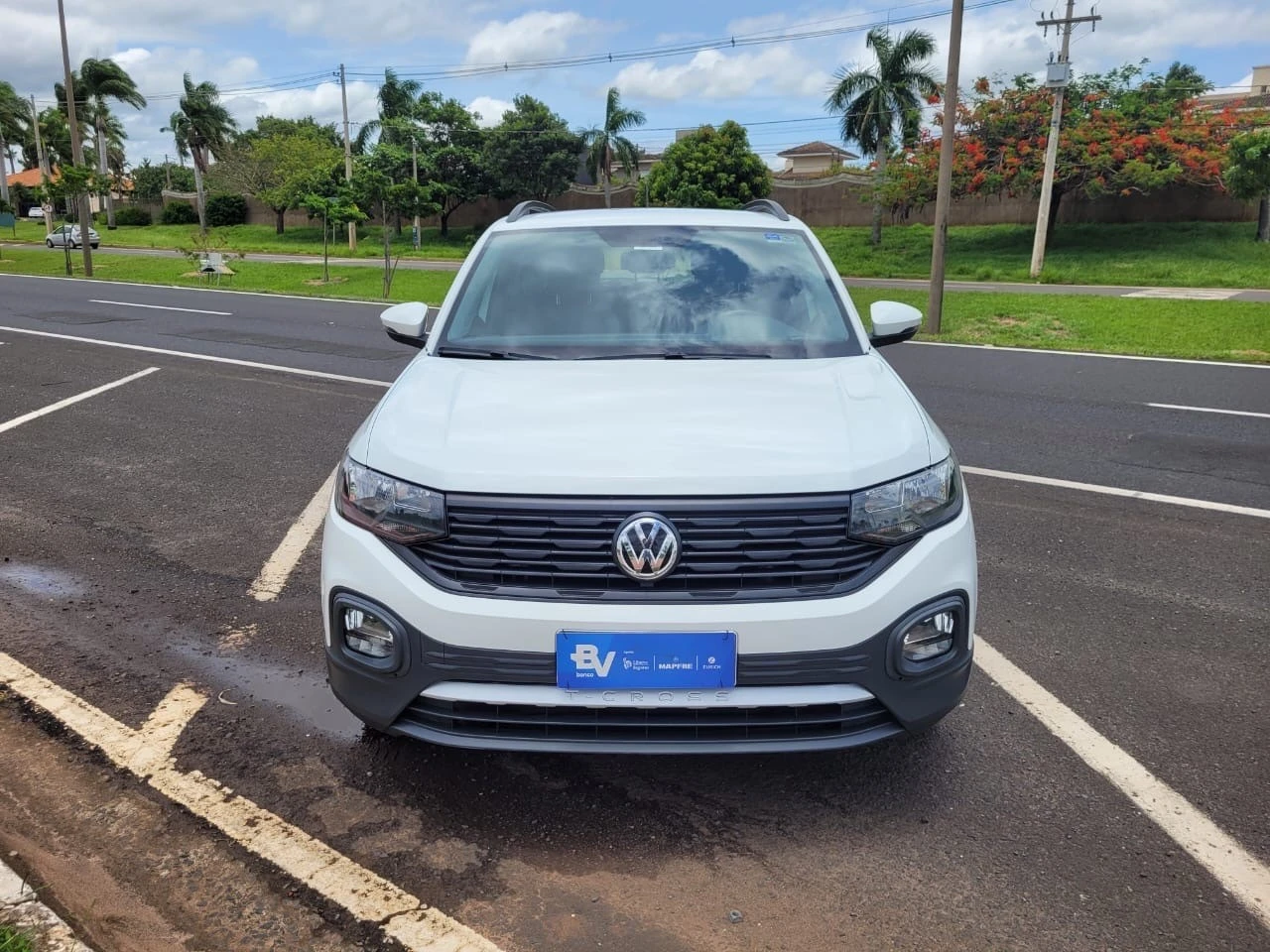 VOLKSWAGEN T-CROSS