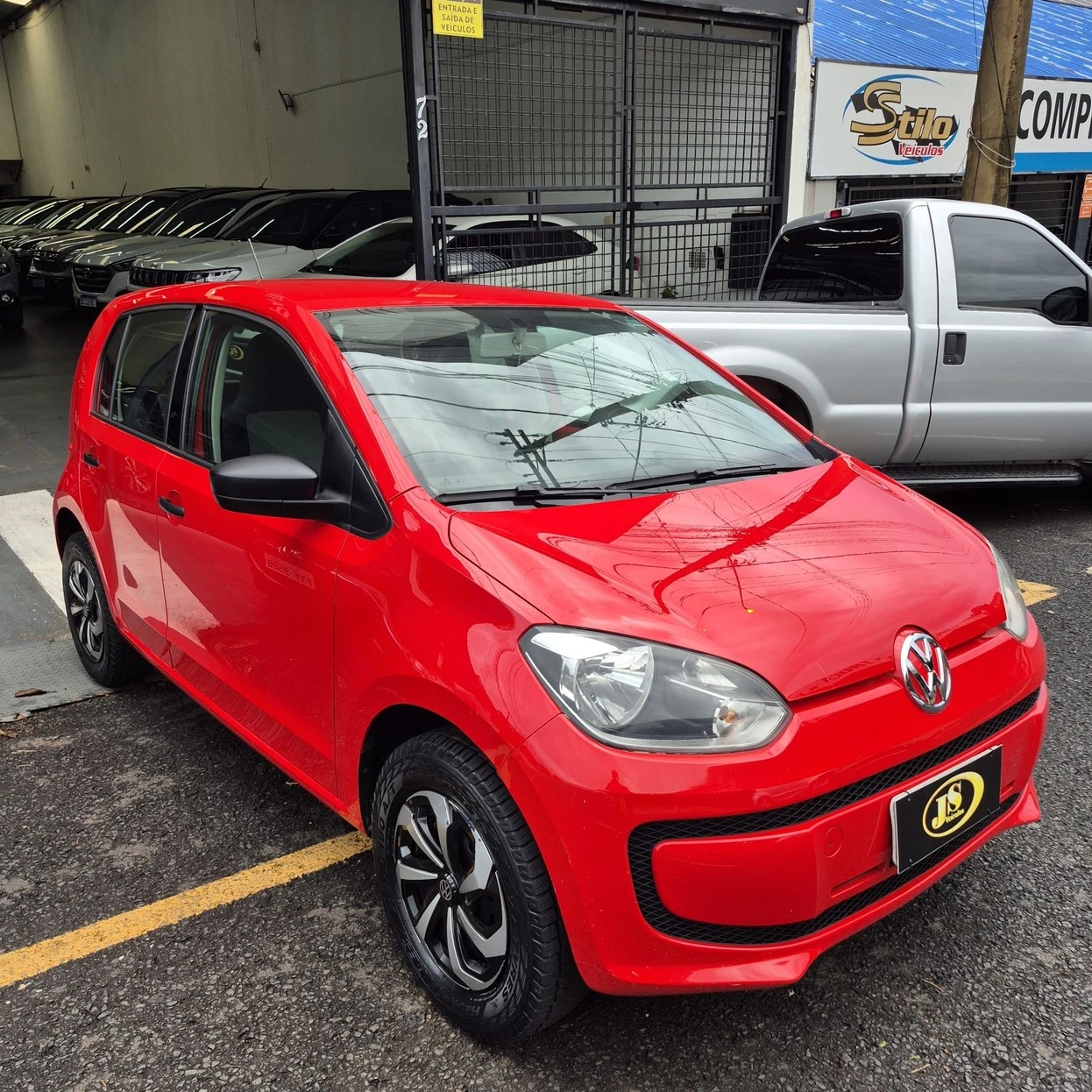 VOLKSWAGEN UP