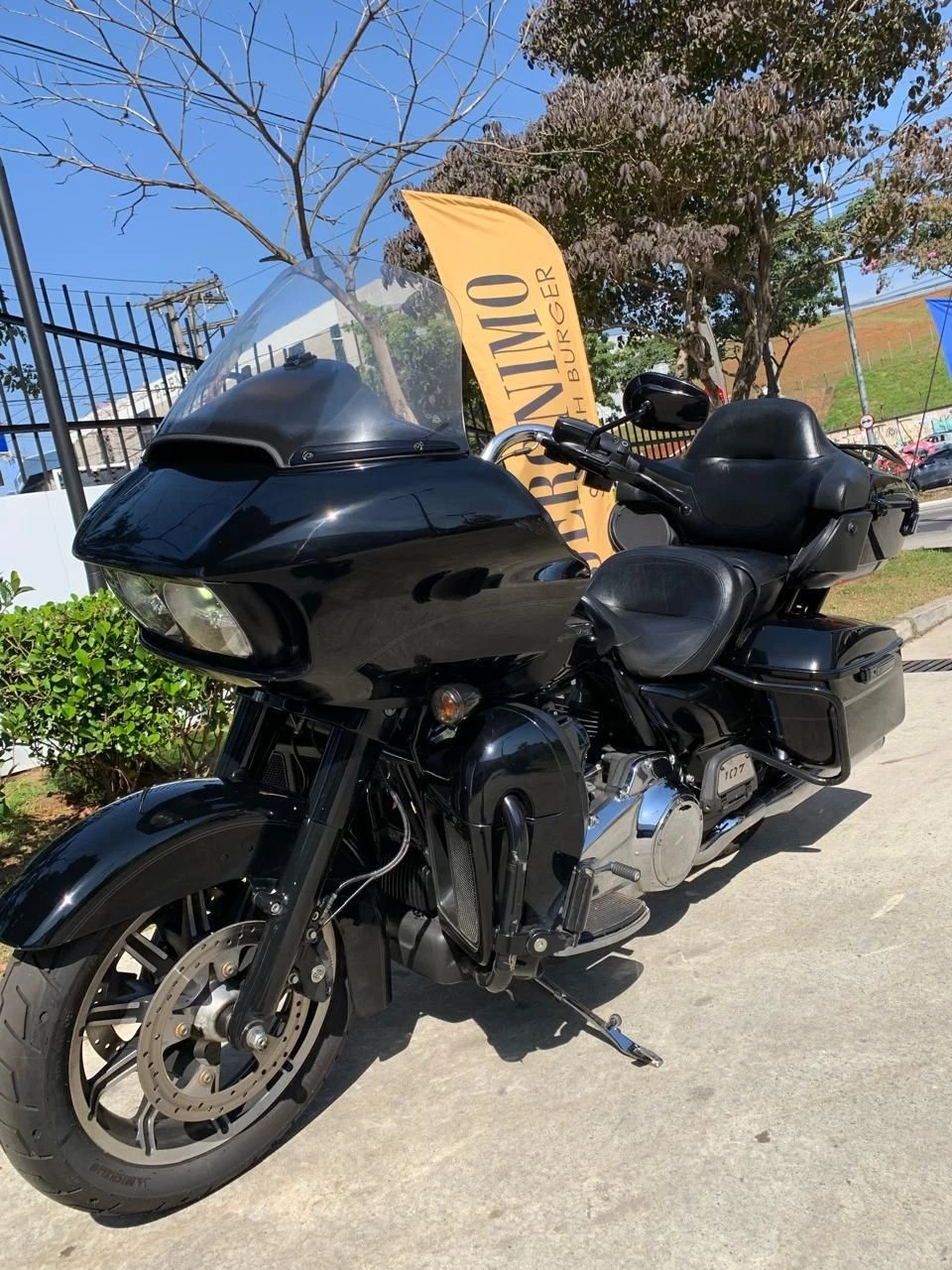 HARLEY-DAVIDSON ROAD GLIDE ULTRA