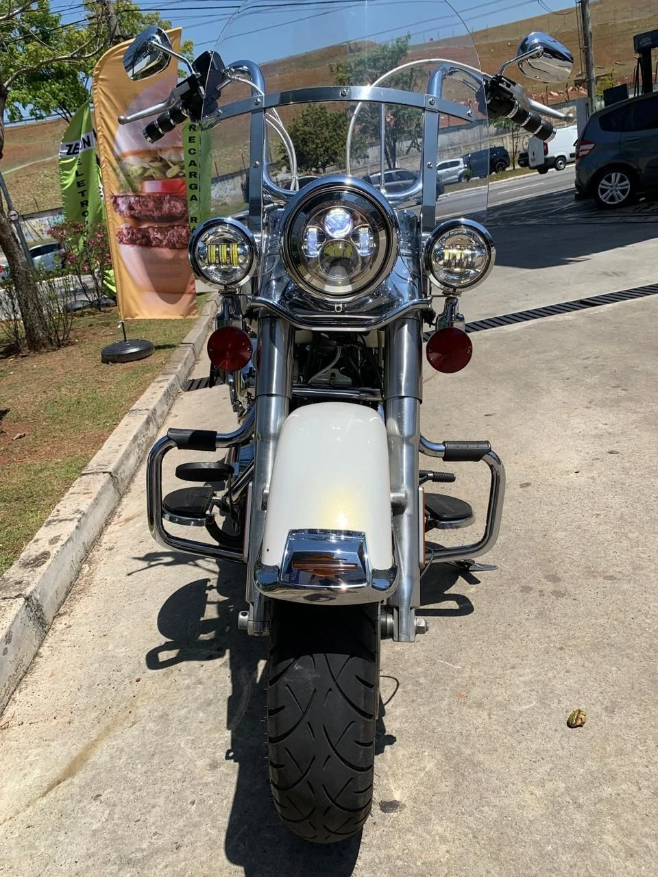 HARLEY-DAVIDSON SOFTAIL HERITAGE CLASSIC