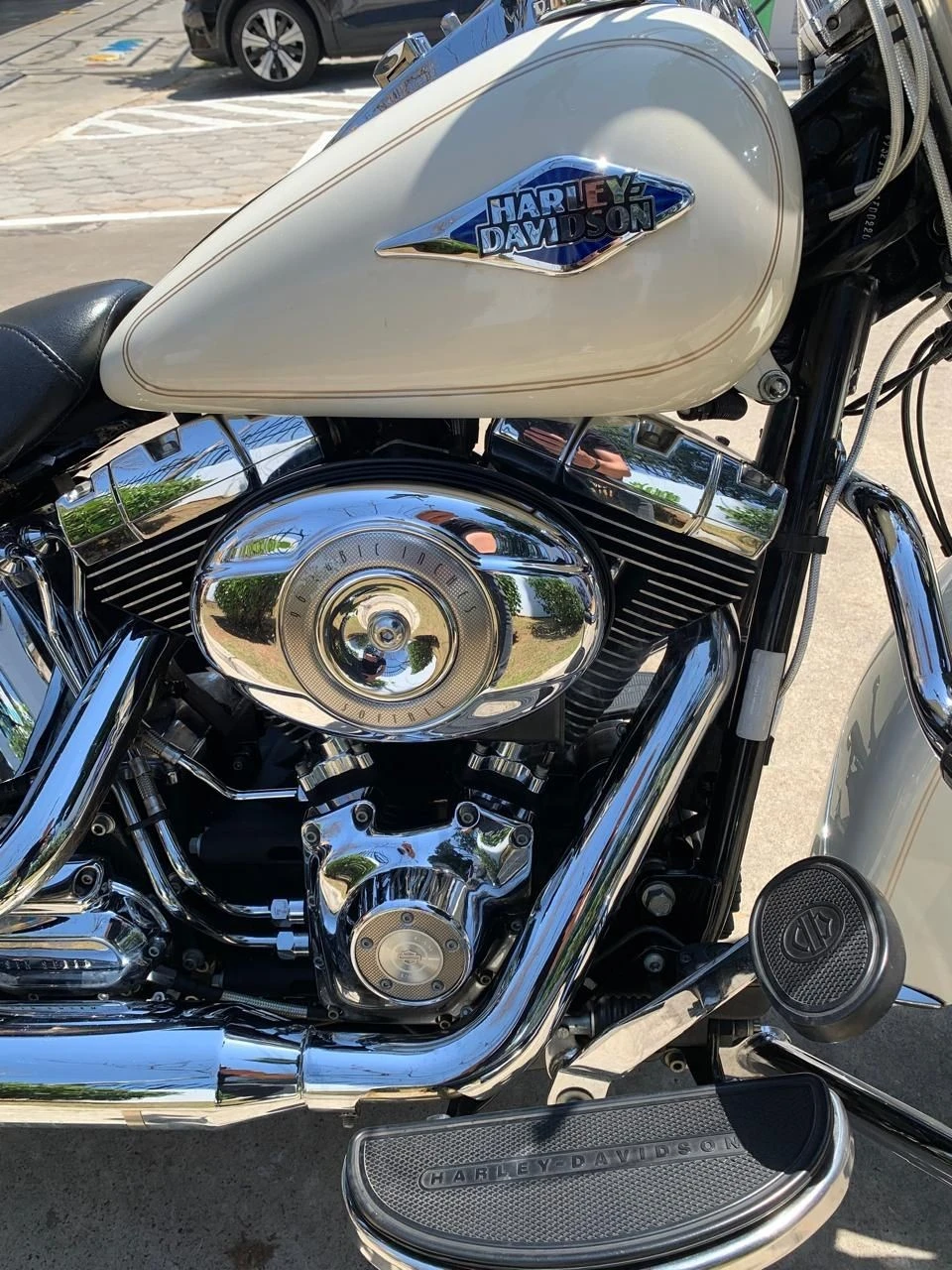 HARLEY-DAVIDSON SOFTAIL HERITAGE CLASSIC