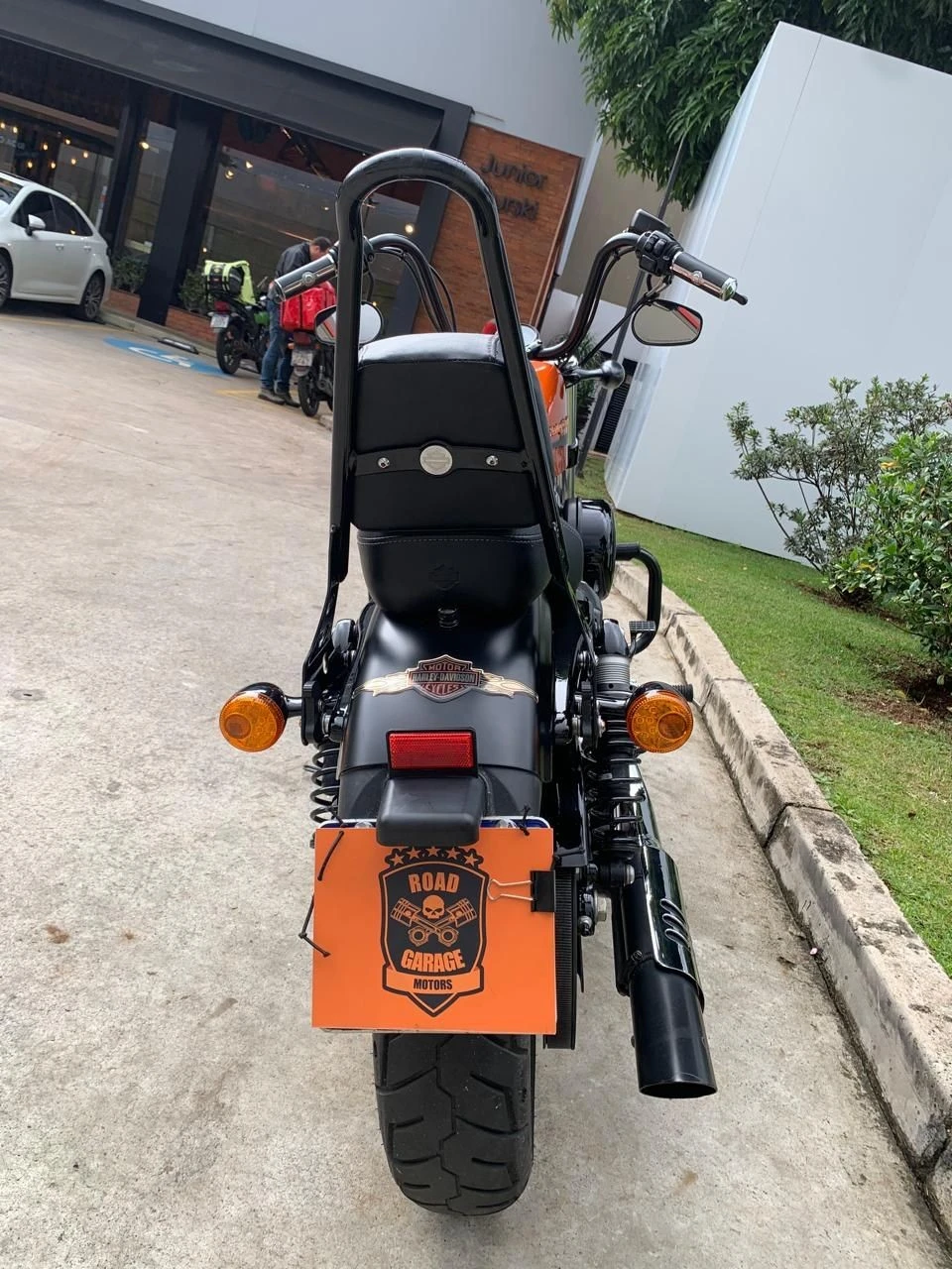 HARLEY-DAVIDSON SPORTSTER FORTY-EIGHT
