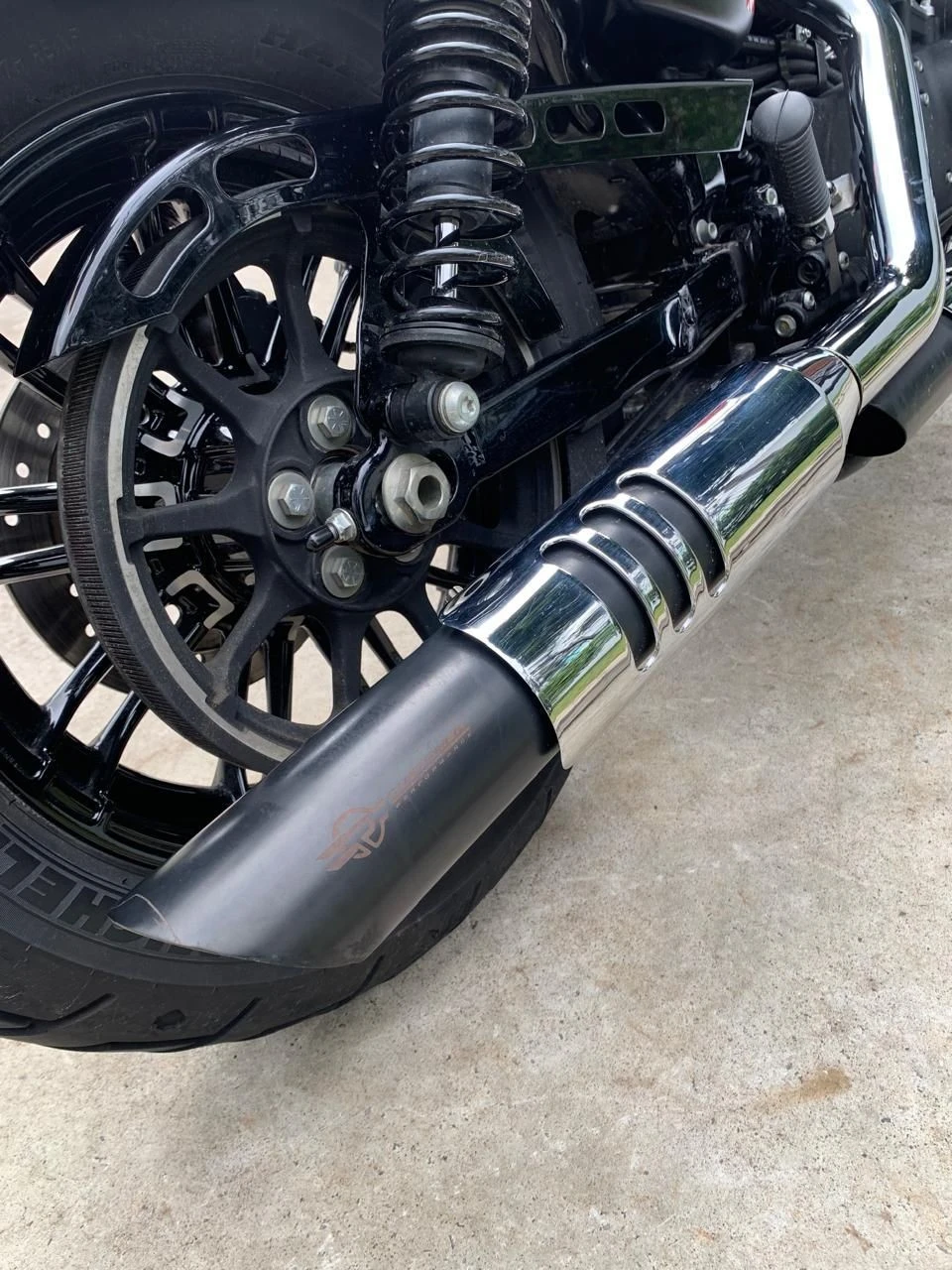 HARLEY-DAVIDSON SPORTSTER FORTY-EIGHT