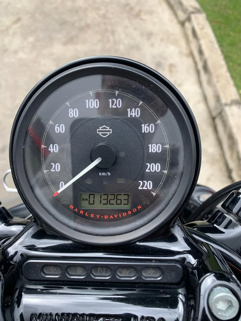 HARLEY-DAVIDSON SPORTSTER FORTY-EIGHT