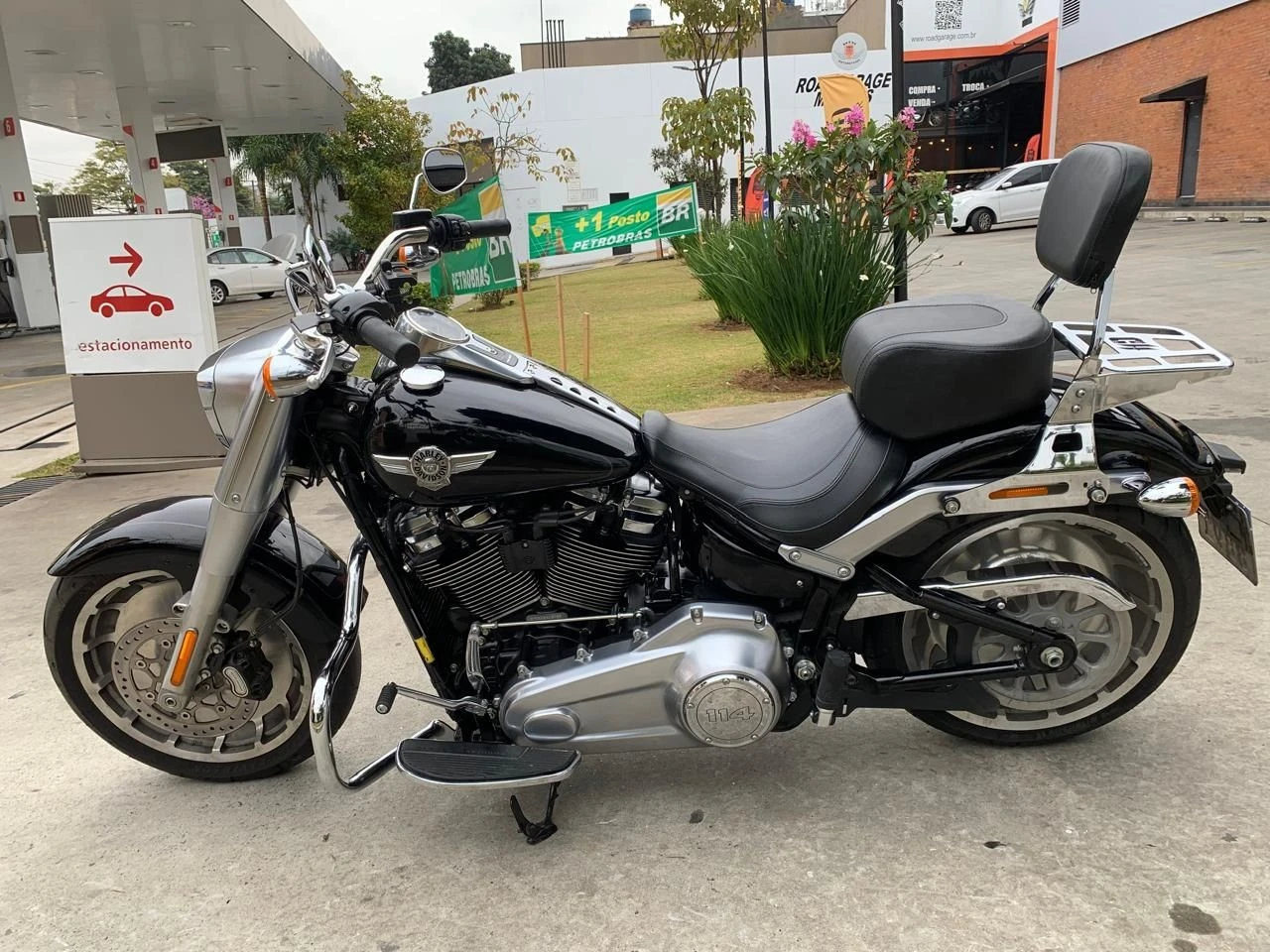 HARLEY-DAVIDSON SOFTAIL FAT BOY 114