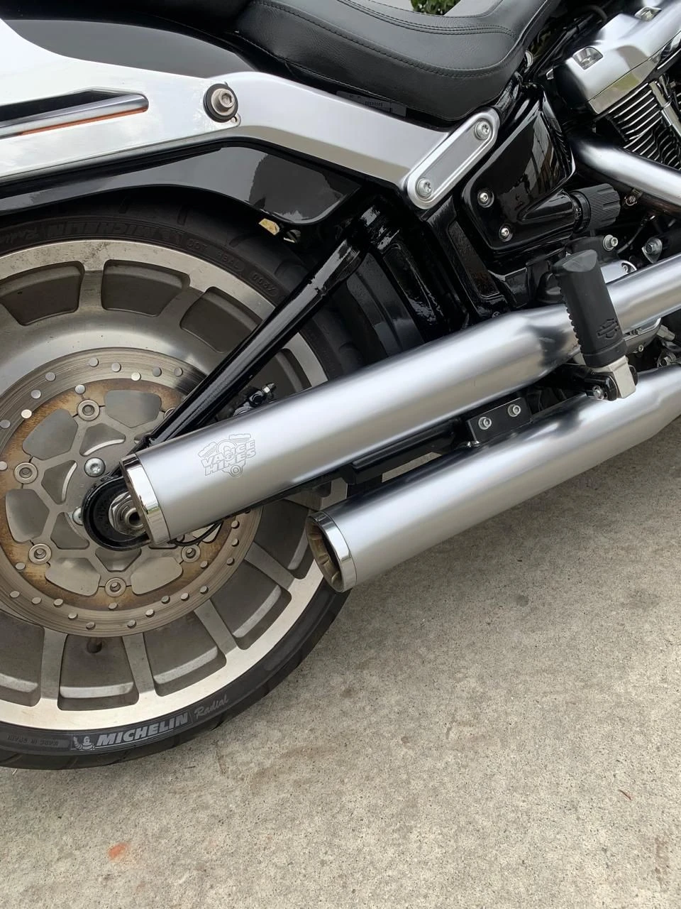 HARLEY-DAVIDSON SOFTAIL FAT BOY 114