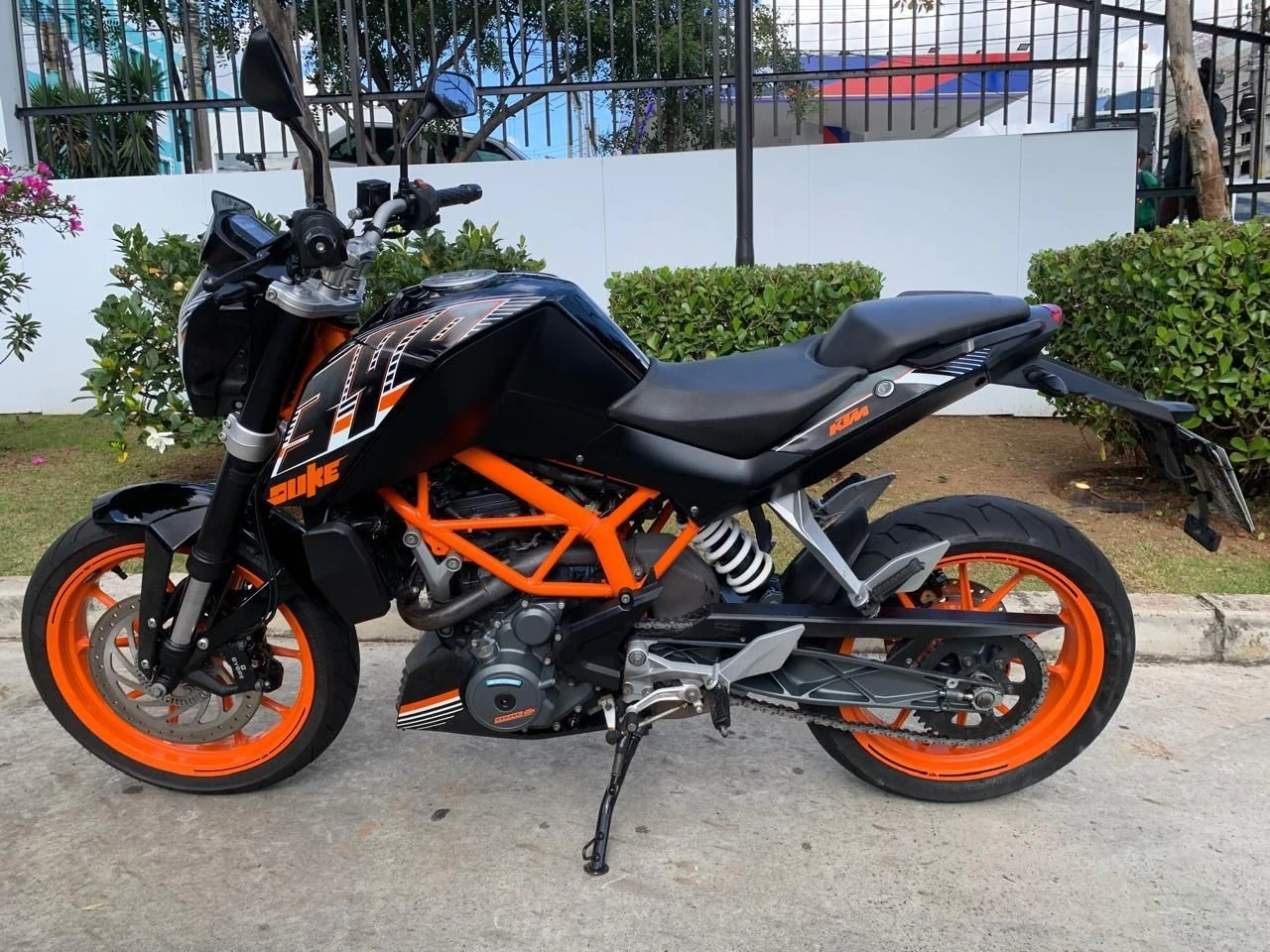 KTM DUKE 390 ABS