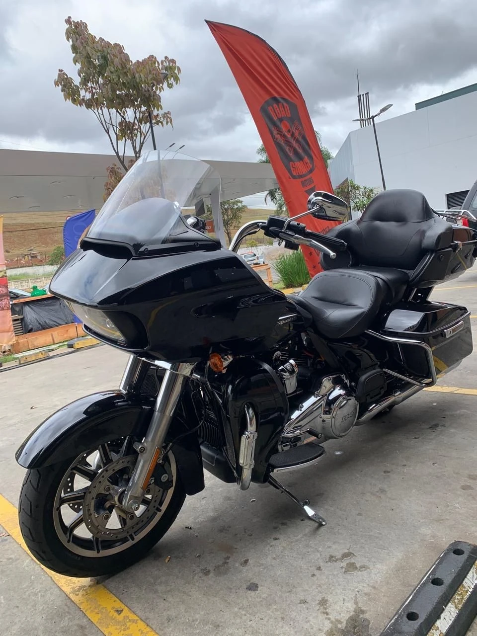 HARLEY-DAVIDSON ROAD GLIDE LIMITED
