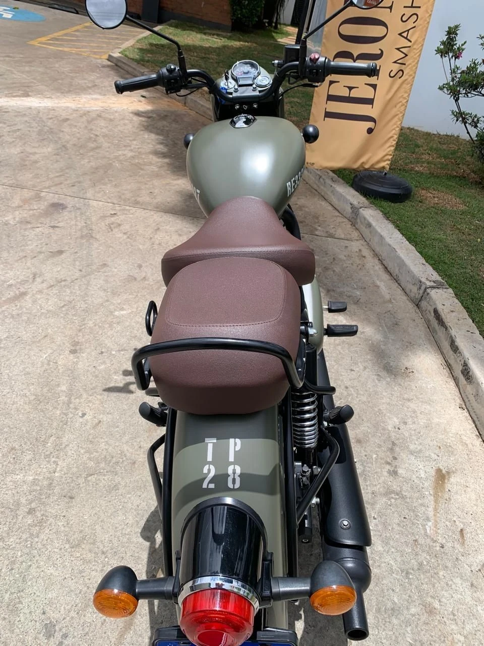 ROYAL ENFIELD CLASSIC 500