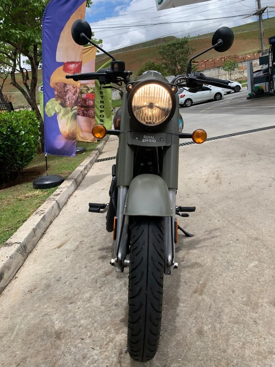 ROYAL ENFIELD CLASSIC 500