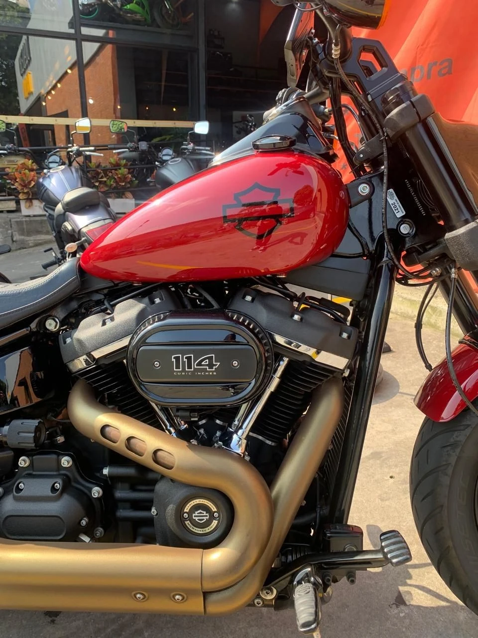 HARLEY-DAVIDSON SOFTAIL FAT BOB 114