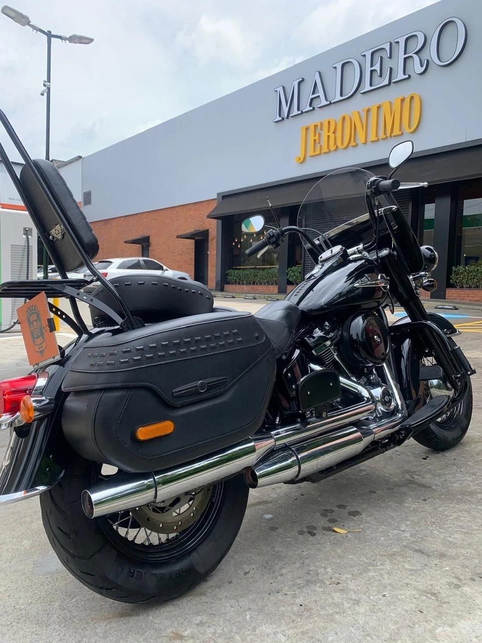 HARLEY-DAVIDSON HERITAGE SOFTAIL CLASSIC