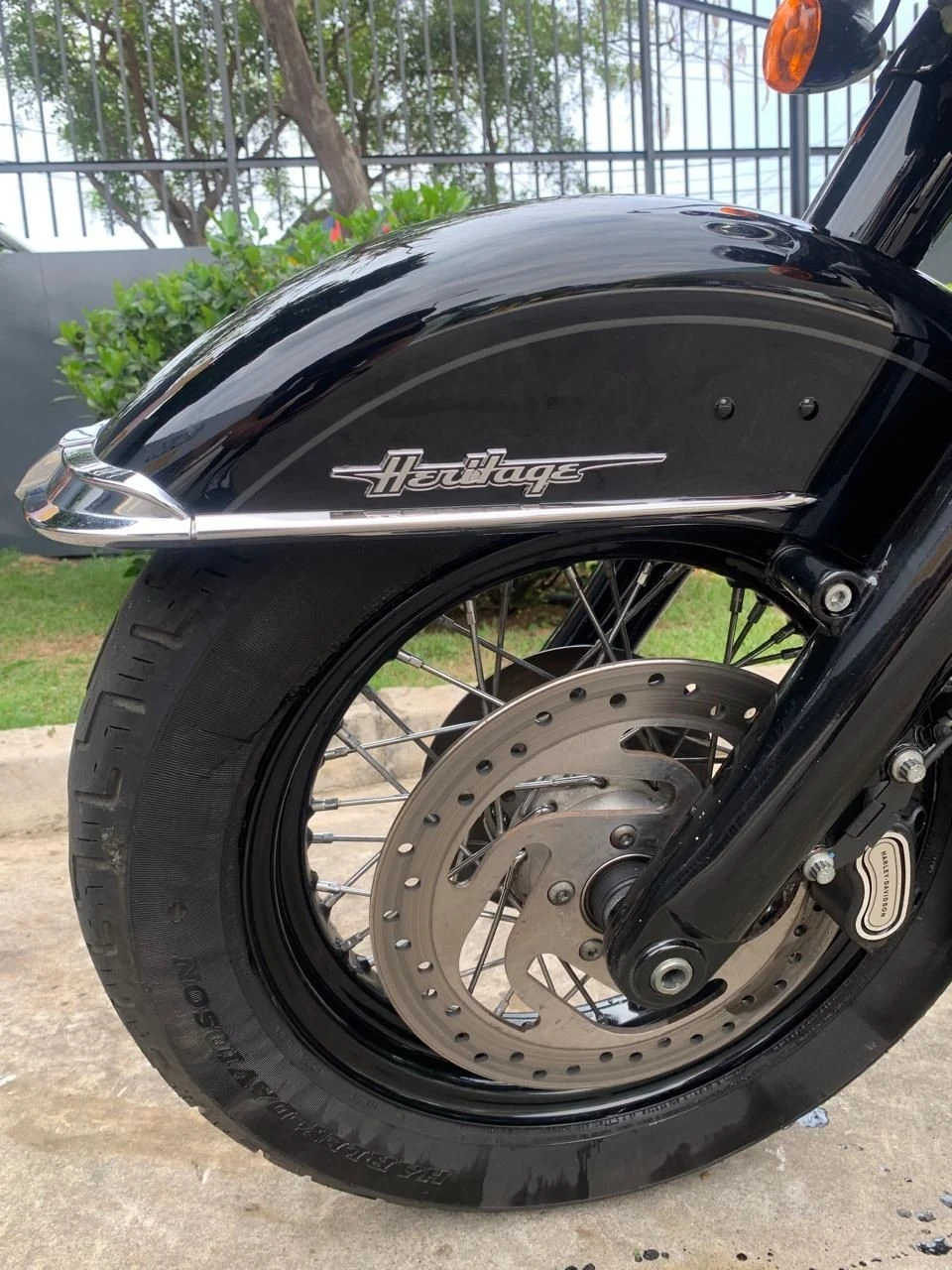 HARLEY-DAVIDSON HERITAGE SOFTAIL CLASSIC