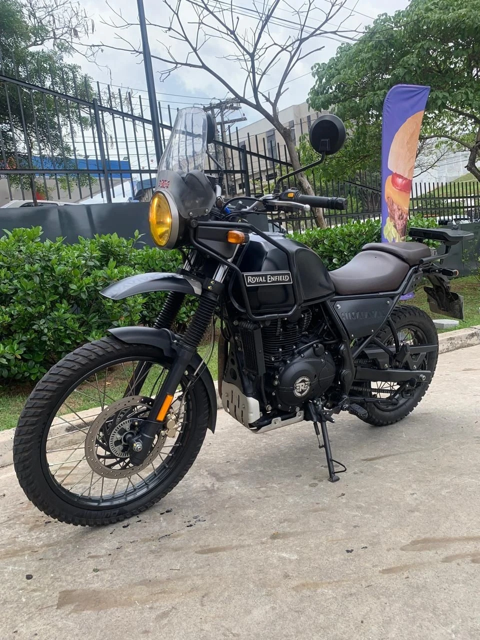 ROYAL ENFIELD HIMALAYAN