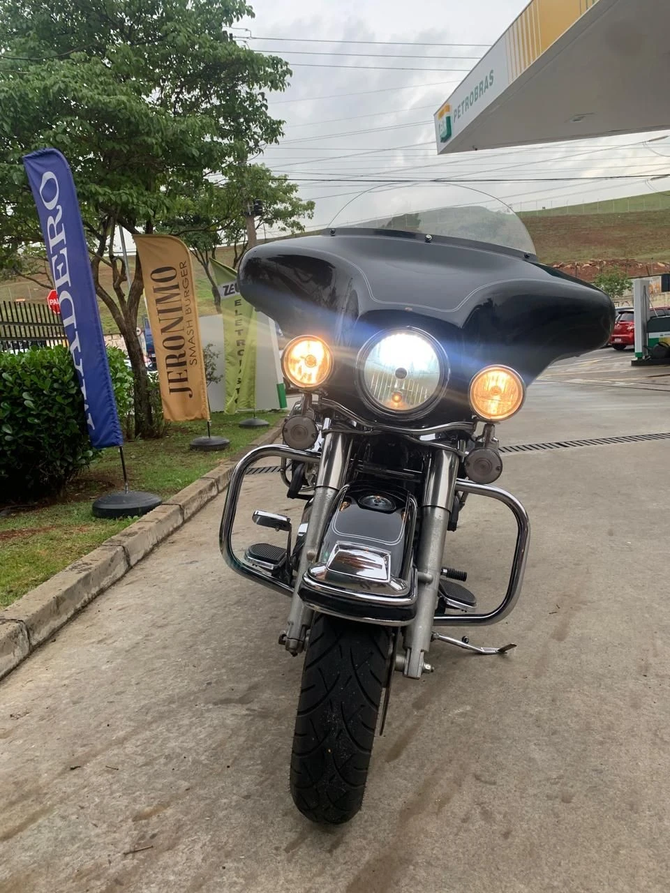 HARLEY-DAVIDSON ELECTRA GLIDE CLASSIC