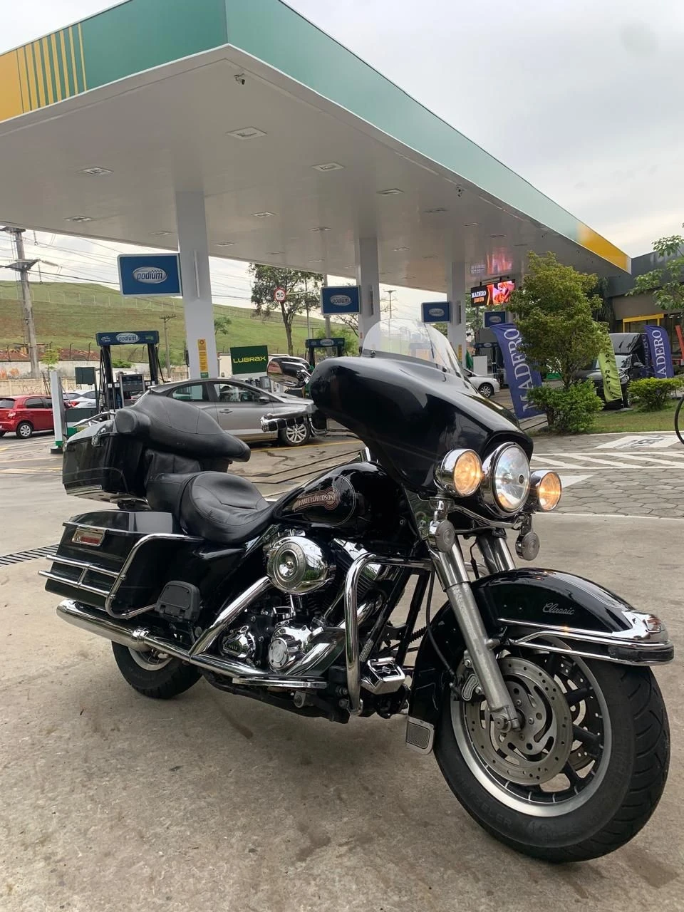 HARLEY-DAVIDSON ELECTRA GLIDE CLASSIC