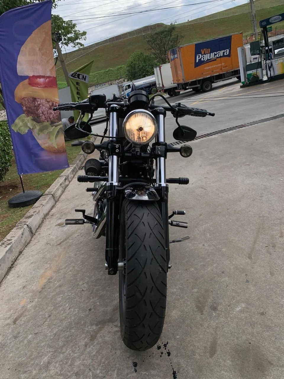 HARLEY-DAVIDSON SPORTSTER FORTY-EIGHT